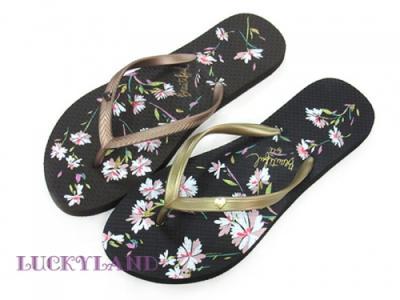 Пантолеты женские пляжные 3358 W-PE LUCKYLAND в интернет гипермаркете «Планета Лета». Фото Пантолеты женские пляжные 3358 W-PE в интернет гипермаркете «Планета Лета». Фото