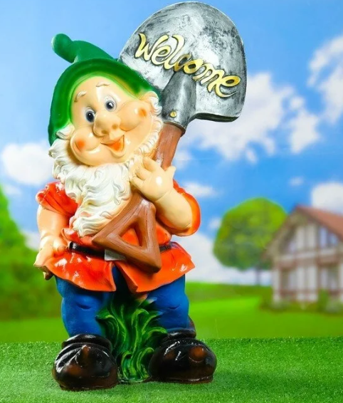 Фигура Гном с лопатой большой Н-72см ФП358 в интернет гипермаркете «Планета Лета». Фото