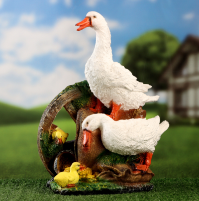 Фигура Гусиная семья на колесе Н-41см,L-30см F988 в интернет гипермаркете «Планета Лета». Фото