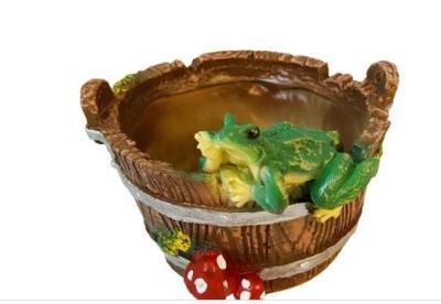 Фигура Корыто с лягушкой Н-15см, L-23см. В-22см. D-19см КП021 в интернет гипермаркете «Планета Лета». Фото