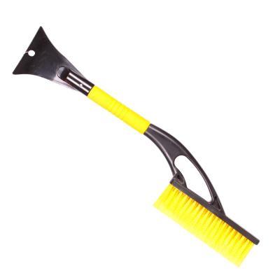 Щетка-сметка автомобильная STAYER ″MASTER″ для снега, со скребком, 605мм в интернет гипермаркете «Планета Лета». Фото