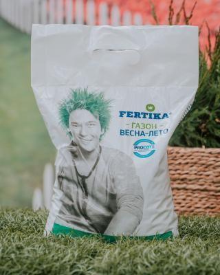 Удобрение Фертика Газонное Весна-Лето, 5кг Fertika в интернет гипермаркете «Планета Лета». Фото Удобрение Фертика Газонное Весна-Лето, 5кг в интернет гипермаркете «Планета Лета». Фото